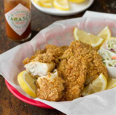 How many sugar are in southern fried catfish plate - calories, carbs, nutrition