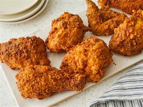 How many sugar are in southern fried chicken - calories, carbs, nutrition