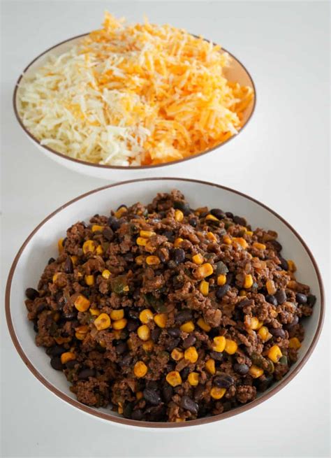 How many sugar are in southwest beef filling - calories, carbs, nutrition