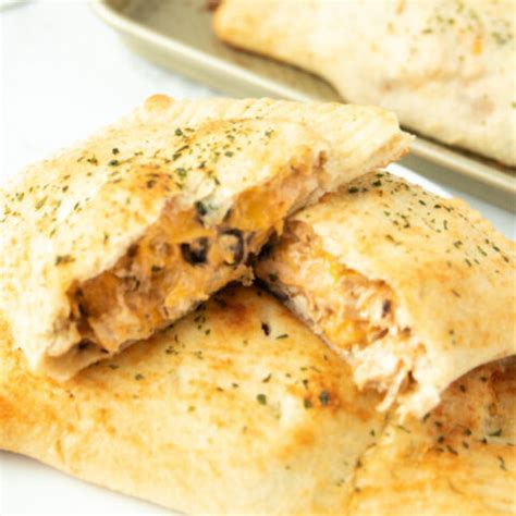 How many sugar are in southwest pork calzone - calories, carbs, nutrition