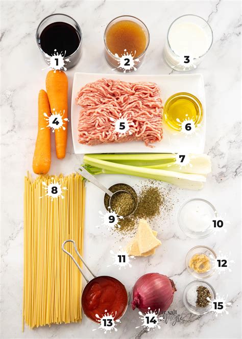 How many sugar are in spaghetti bolgnaise with celery - calories, carbs, nutrition