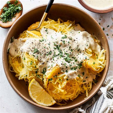 How many sugar are in spaghetti squash with vegan cauliflower alfredo - calories, carbs, nutrition