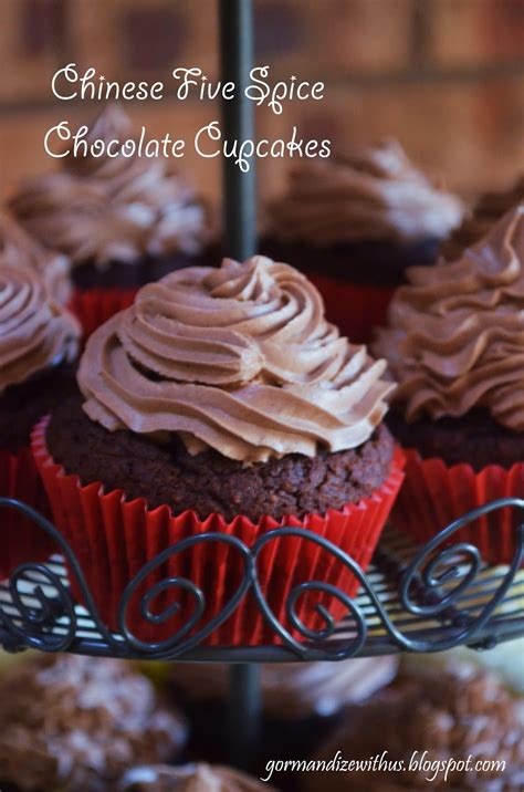 How many sugar are in spiced chocolate cupcake - calories, carbs, nutrition