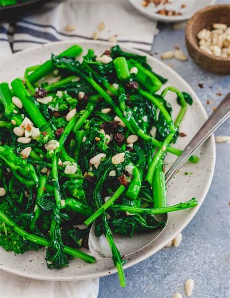 How many sugar are in spicy broccoli rabe (39122.0) - calories, carbs, nutrition