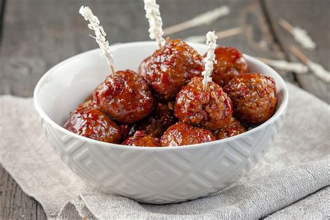 How many sugar are in spicy meatballs with vegetables medium - calories, carbs, nutrition