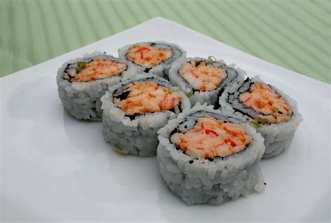 How many sugar are in spicy surimi sushi roll - calories, carbs, nutrition