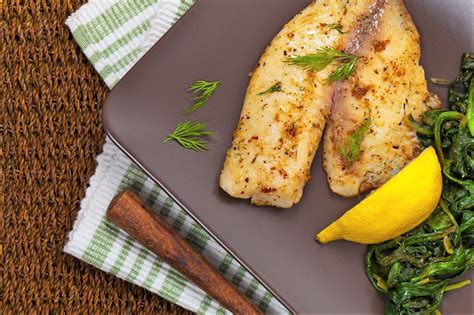 How many sugar are in spinach parmesan crusted tilapia - calories, carbs, nutrition