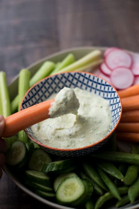 How many sugar are in spread yogurt feta jalapeno creamy #40 scoop - calories, carbs, nutrition