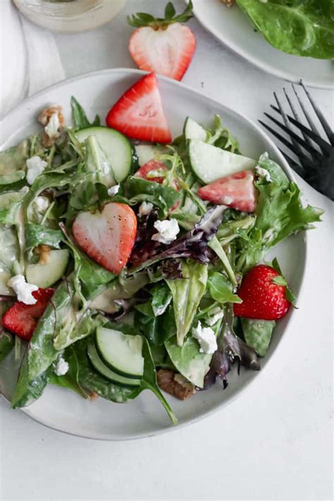 How many sugar are in spring mix, goat cheese, almonds - calories, carbs, nutrition