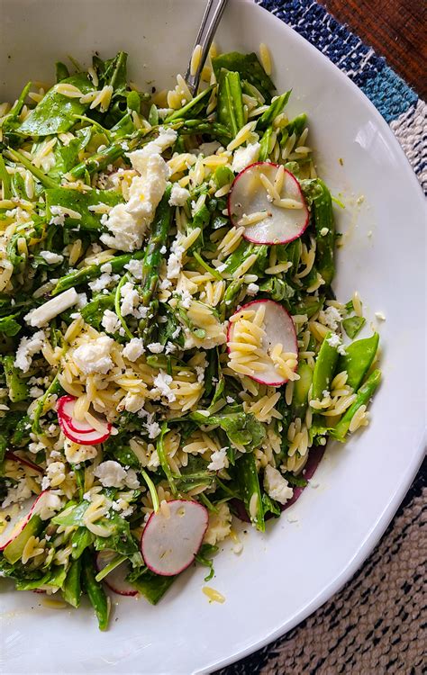 How many sugar are in spring orzo salad - calories, carbs, nutrition