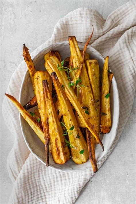 How many sugar are in sr roasted parsnips (33992.27) - calories, carbs, nutrition