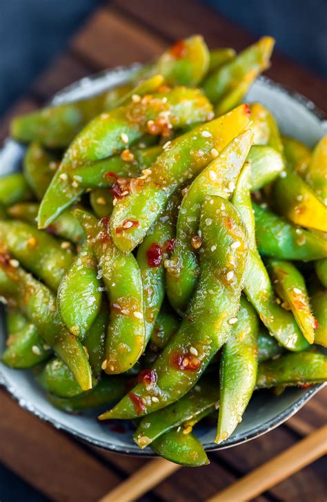 How many sugar are in steamed edamame with sweet chili dipping sauce - calories, carbs, nutrition