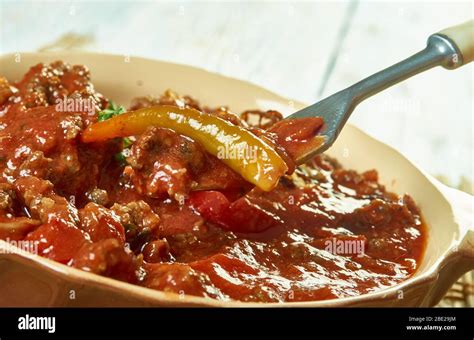 How many sugar are in stewed berbere spiced beef stew - calories, carbs, nutrition