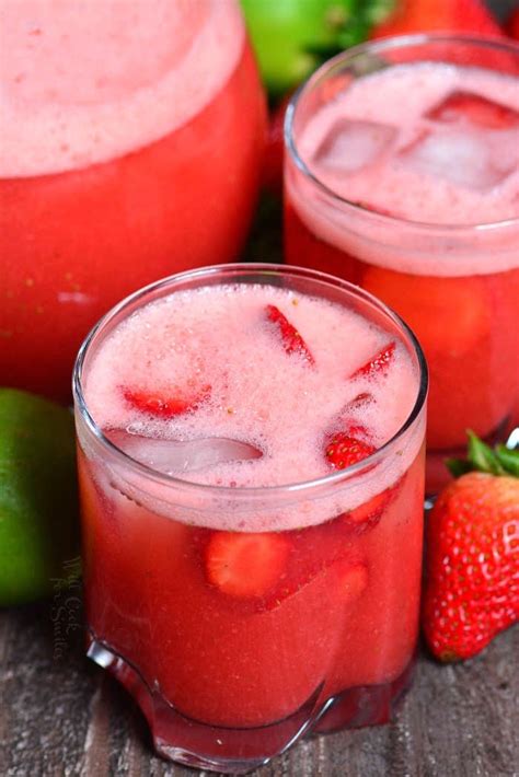 How many sugar are in strawberry aqua fresca - calories, carbs, nutrition