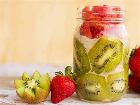How many sugar are in strawberry kiwi overnight oats - impulse - calories, carbs, nutrition