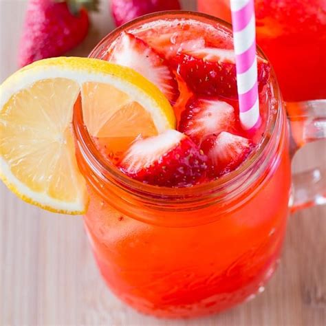 How many sugar are in strawberry lemonade - medium - calories, carbs, nutrition