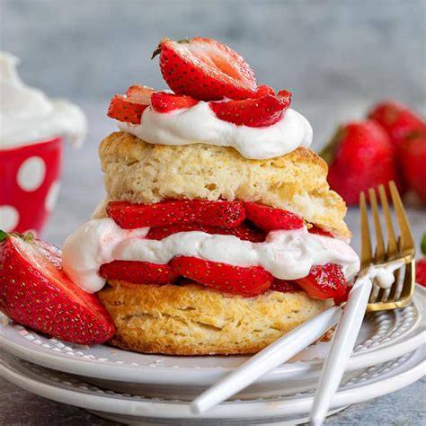 How many sugar are in strawberry shortcake sweet shot - calories, carbs, nutrition