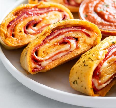 How many sugar are in stromboli - tomatoes, basil, and balsamic marinated peppers with mozzarella - calories, carbs, nutrition