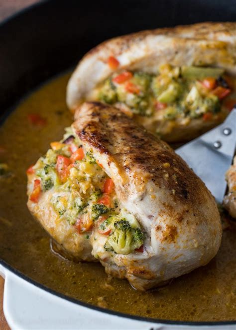 How many sugar are in stuffed chicken breast with broccoli, roasted red peppers gouda cheese-occ - calories, carbs, nutrition