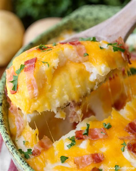 How many sugar are in stuffed mashed potato casserole - calories, carbs, nutrition