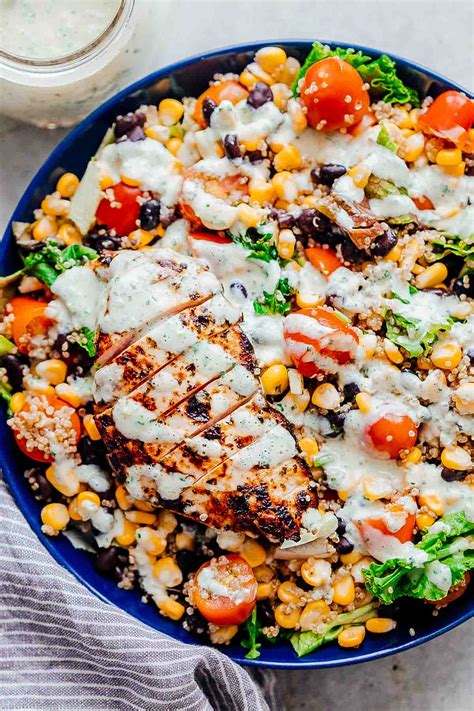 How many sugar are in summer chicken quinoa- medium - calories, carbs, nutrition