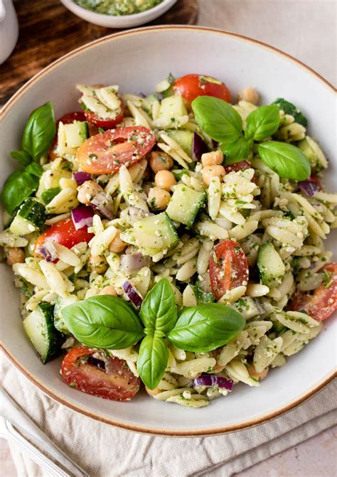 How many sugar are in summer tomato and orzo salad - calories, carbs, nutrition