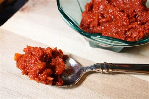 How many sugar are in sun-dried tomato spread - calories, carbs, nutrition