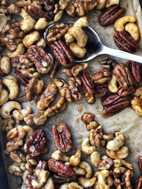 How many sugar are in sweet and salty nuts with bacon - calories, carbs, nutrition