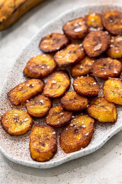 How many sugar are in sweet plantain - calories, carbs, nutrition