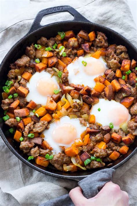 How many sugar are in sweet potato hash sausage 4 oz - calories, carbs, nutrition