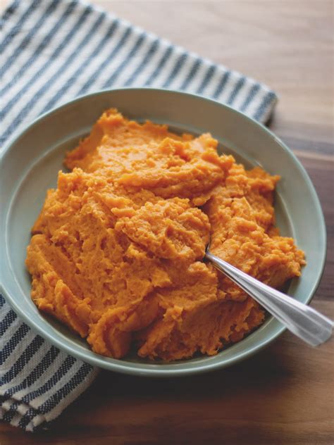 How many sugar are in sweet potato mash - calories, carbs, nutrition