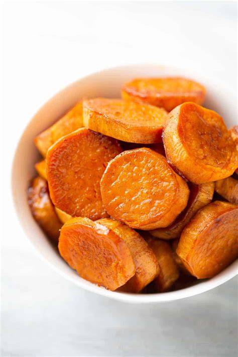 How many sugar are in sweet potatoes simply roasted 1/2 cup - calories, carbs, nutrition