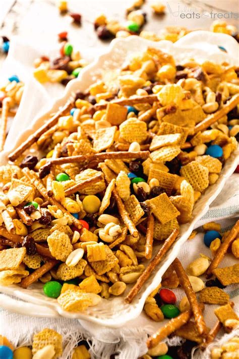 How many sugar are in sweet s'more snack mix - calories, carbs, nutrition