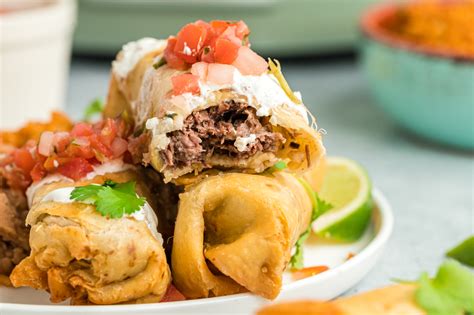 How many sugar are in taco beef chimichanga - calories, carbs, nutrition