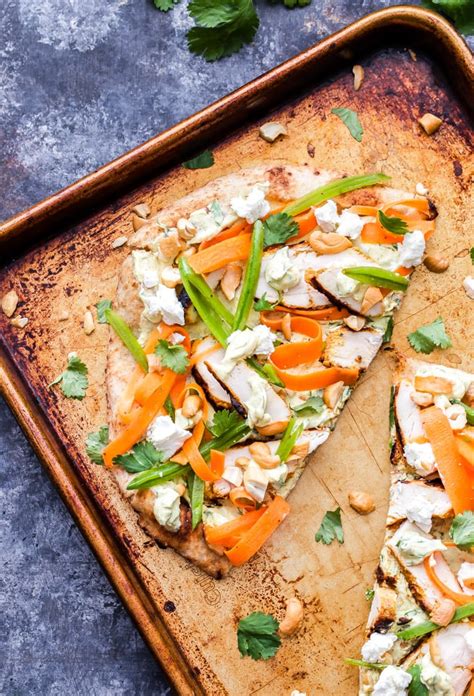 How many sugar are in tandoori spiced chicken flatbread - calories, carbs, nutrition