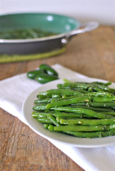 How many sugar are in tarragon green beans - calories, carbs, nutrition