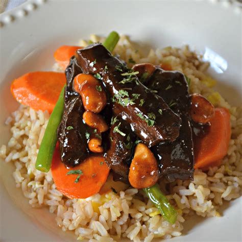 How many sugar are in teriyaki cashew beef - calories, carbs, nutrition