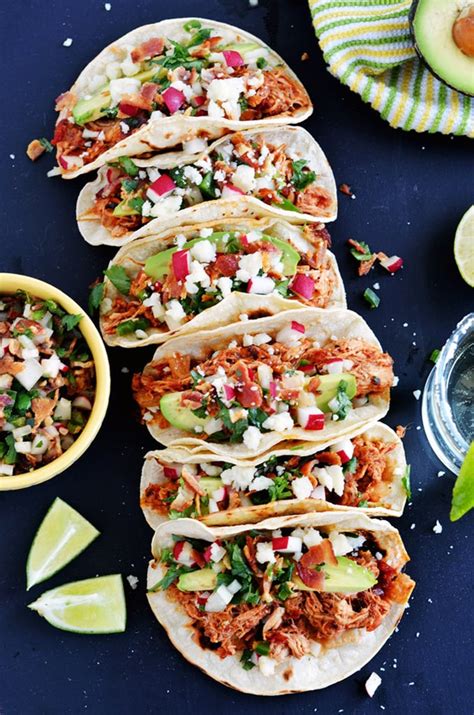 How many sugar are in thab taco chicken tinga crispy 3 ea - calories, carbs, nutrition