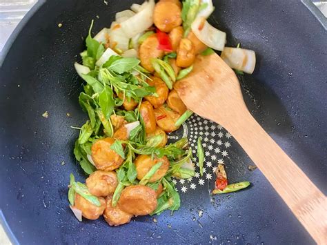 How many sugar are in thai basil tofu (49508.0) - calories, carbs, nutrition