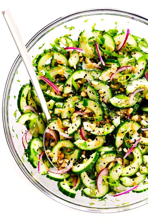 How many sugar are in thai cucumber salad side - calories, carbs, nutrition