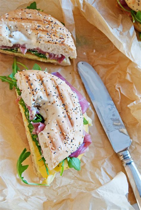 How many sugar are in the ham-ster bagel panini - calories, carbs, nutrition