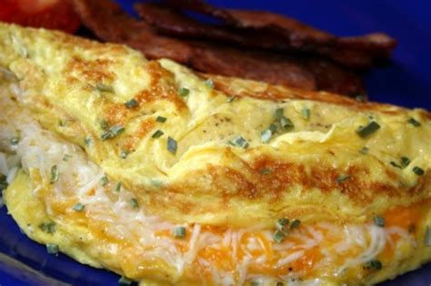 How many sugar are in three cheese omelet - calories, carbs, nutrition