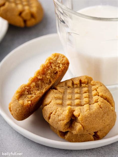 How many sugar are in three peanut butter cookies - calories, carbs, nutrition