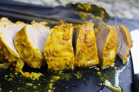 How many sugar are in thyme turmeric pork tenderloin* - calories, carbs, nutrition