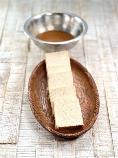 How many sugar are in tofu miso cured sliced 1/4