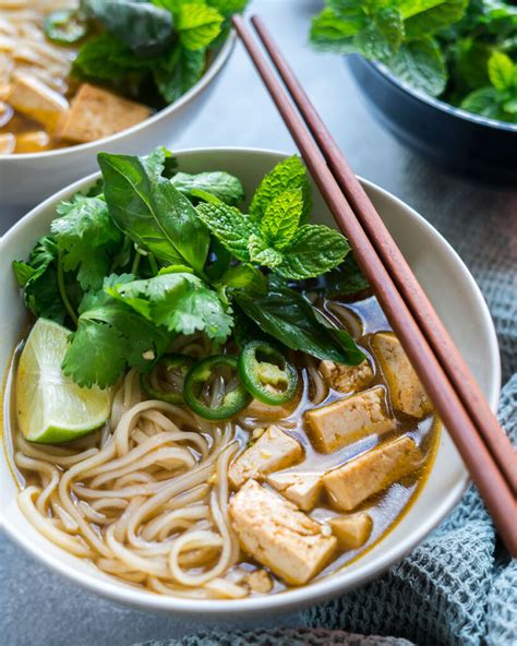 How many sugar are in tofu pho - calories, carbs, nutrition