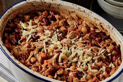 How many sugar are in topper - chilli pulled pork - calories, carbs, nutrition