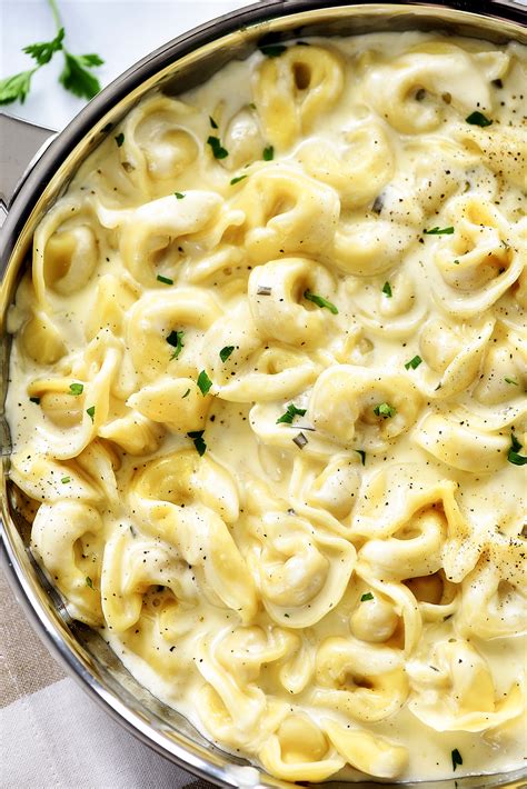 How many sugar are in tortellini alfredo - calories, carbs, nutrition