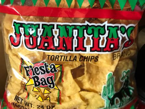 How many sugar are in tortilla chips - calories, carbs, nutrition