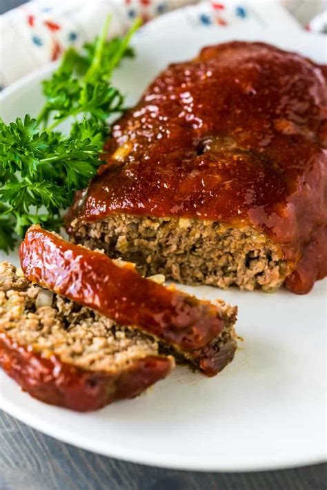 How many sugar are in traditional style meatloaf - calories, carbs, nutrition